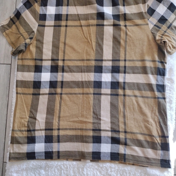 Guess - Plaid Short Sleeve T-Shirt Embroidery - Picture 9 of 13
